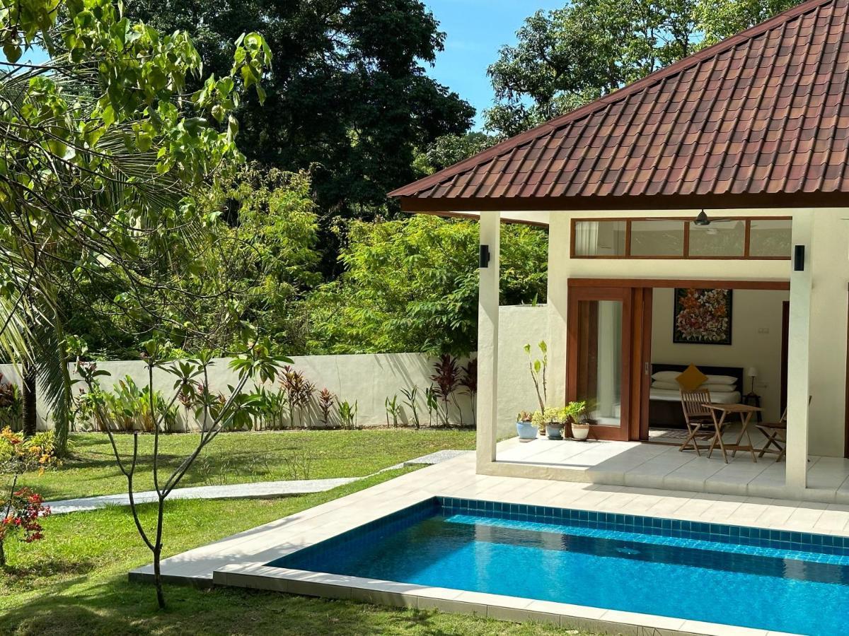 Villa Meranti - Spacious Private Pool Villa Pantai Cenang  Exterior photo